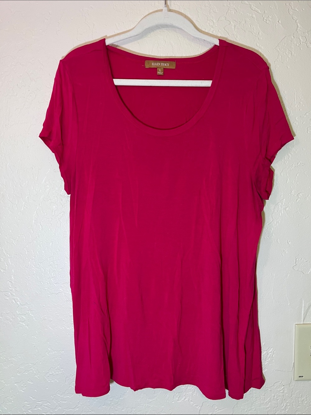 Ellen Tracy Women's Bright Fuchsia Scoop Neck Short Sleeve Tee